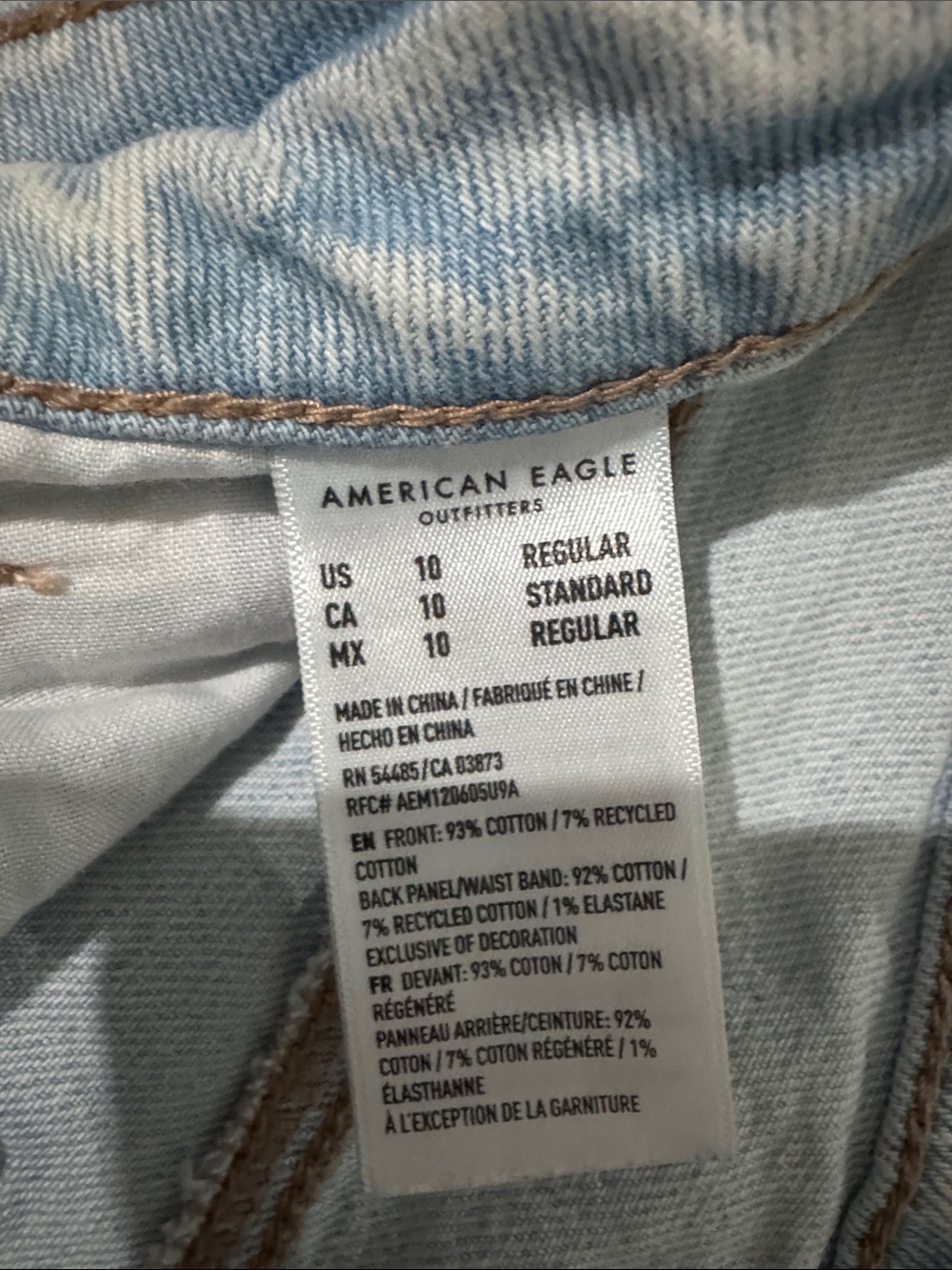 American Eagle Outfitters Light Wash Distressed Boyfriend Jeans - Picture 3 of 4